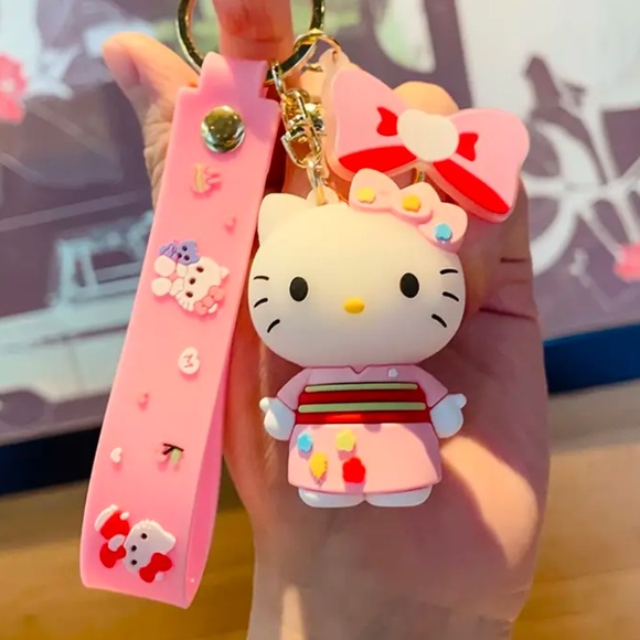 NEW SANRIO HELLO KITTY Pink Silicone Keychain / Backpack Accessory - Picture 1 of 6